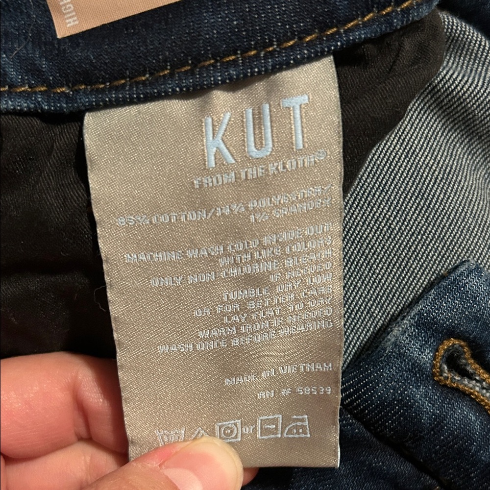 Kut from the Kloth Meg High Rise Wide Leg Jeans - Picture 6 of 6
